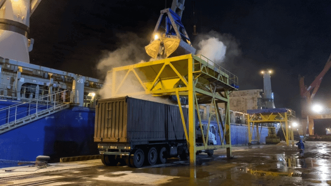 IMGS Group Customizable Hopper